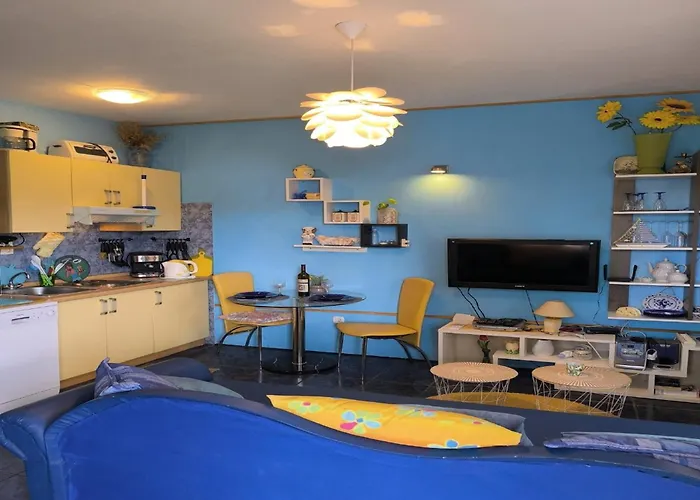 Apartment Cozy Ute, Island Of Kor Ula-one-bedroom With Terrace And Sea View A2 Korcula Town