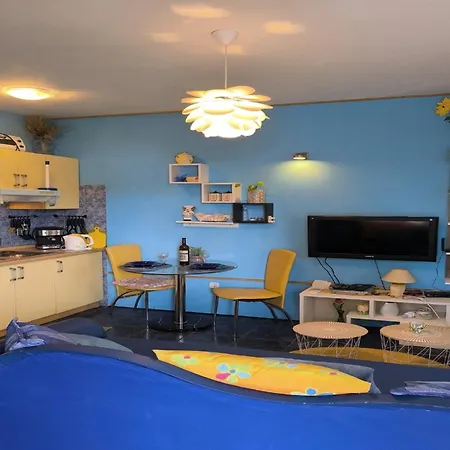 Apartmán Cozy Ute, Island Of Kor Ula-one-bedroom With Terrace And Sea View A2 Pupnat